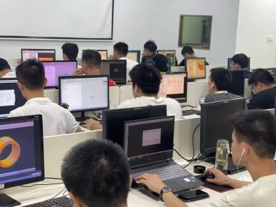 深圳UG数控编程实战基地怎么选：看这四个维度